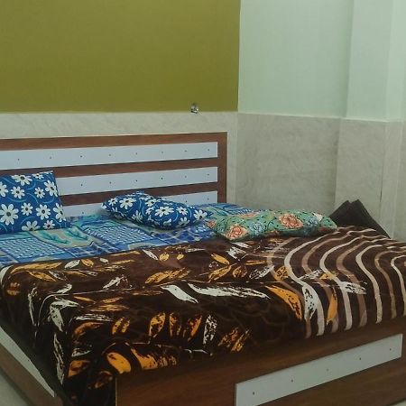 Shree Hari Guest House Ayodhya Exterior photo